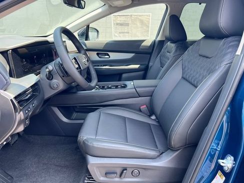 New 2026 Nissan Murano Platinum w/ Cargo Package AWD/4WD image 3