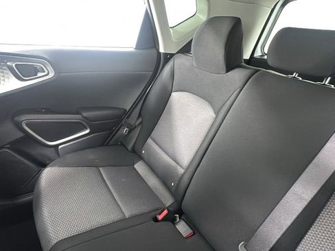 New 2025 Kia Soul LX image 14