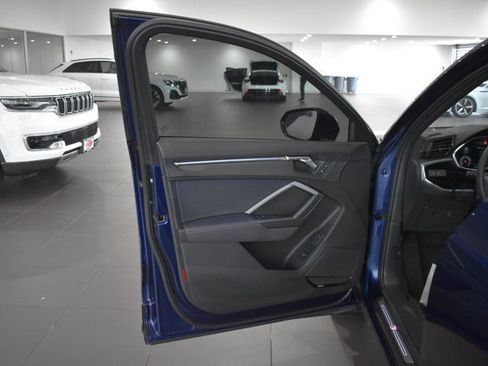 Used 2023 Audi Q3 2.0T Premium Plus w/ Premium Plus Package AWD/4WD image 9