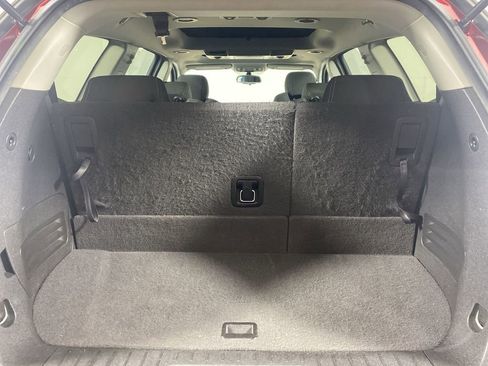 Used 2016 Chevrolet Traverse LT w/ Traveler's Package image 27