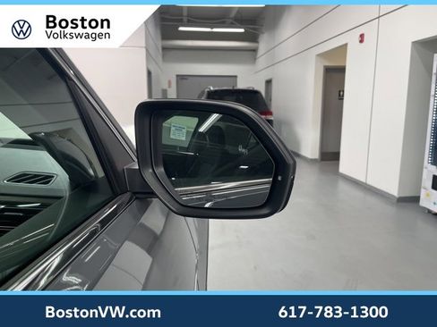 New 2025 Volkswagen Atlas SEL Premium R-Line image 7