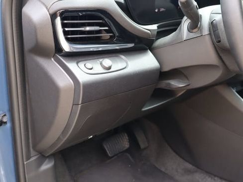 Used 2024 Buick Envista Avenir FWD image 24