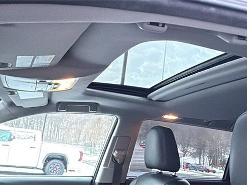 Used 2015 Toyota Highlander Limited image 20