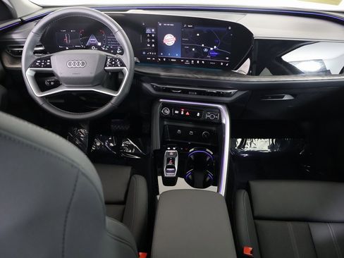 Used 2025 Audi Q5 Premium Plus w/ Premium Plus image 25