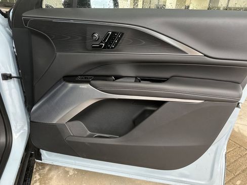 New 2026 Cadillac Lyriq V image 34