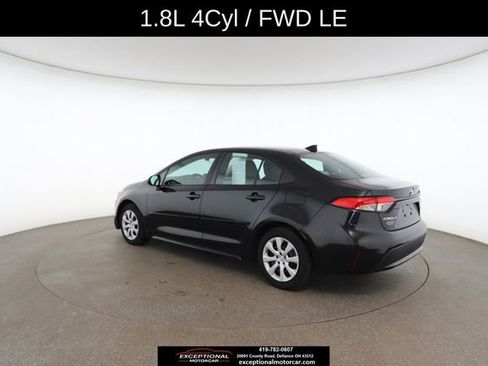 Used 2021 Toyota Corolla LE image 11