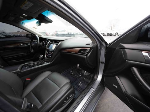 Used 2019 Cadillac CTS Luxury image 25