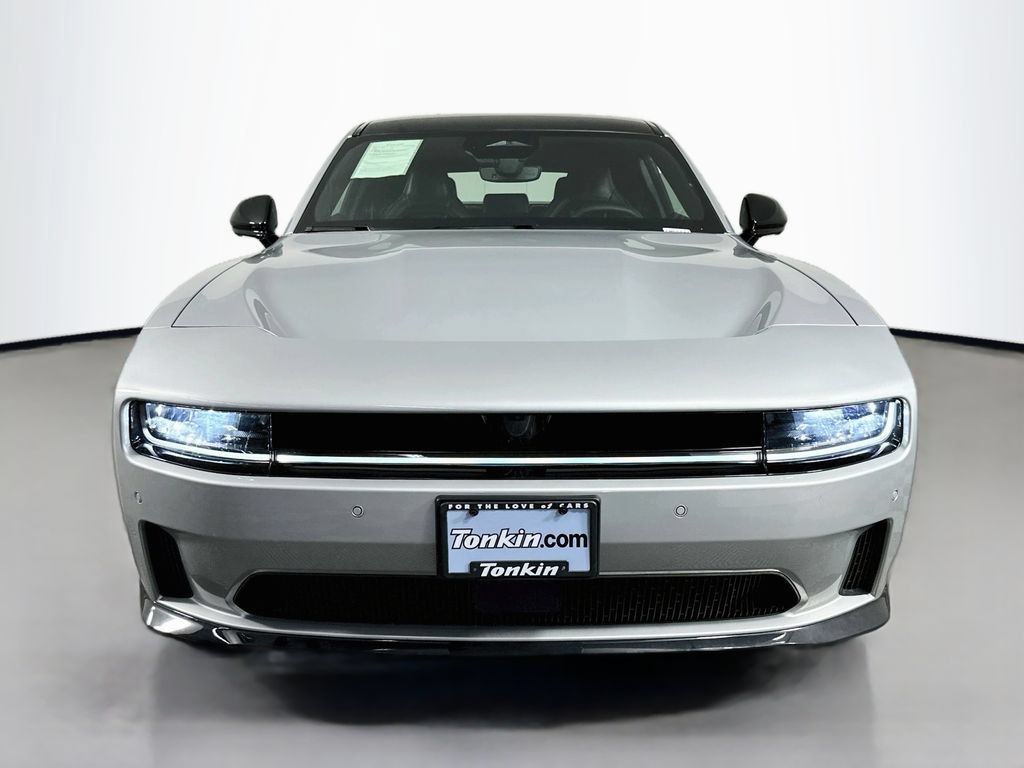 Used 2024 Dodge Charger Daytona Scat Pack w/ Plus Group AWD/4WD image 2