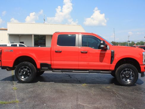 Used 2023 Ford F250 XL w/ STX Appearance Package image 3