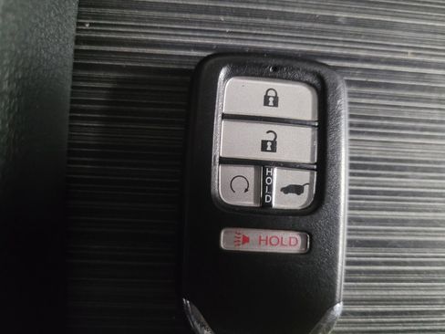 Used 2016 Honda Pilot Elite image 32