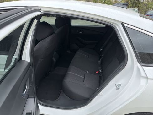 Used 2023 Honda Accord Sport image 15