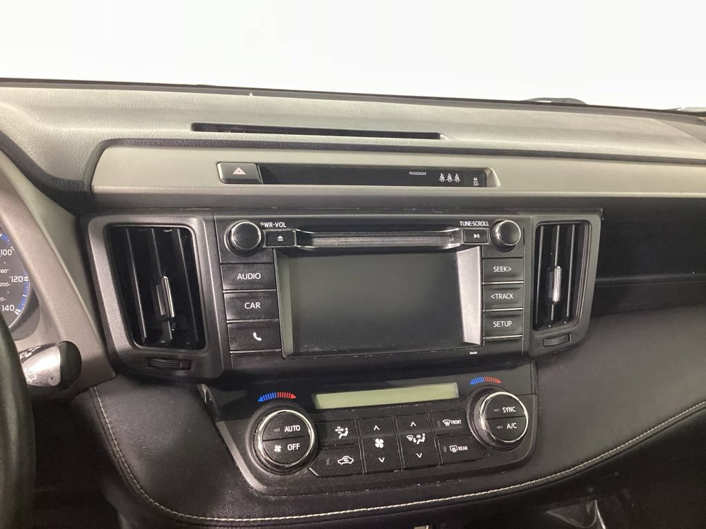 Used 2018 Toyota RAV4 XLE FWD image 15
