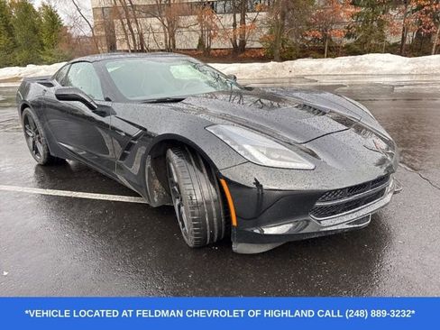 Used 2018 Chevrolet Corvette Stingray Coupe w/ 1LT image 2