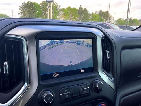 Used 2021 Chevrolet Silverado 1500 LT image 27