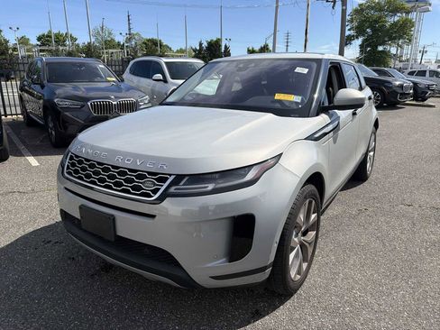 Used 2020 Land Rover Range Rover Evoque SE AWD/4WD image 3