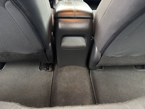 Used 2024 Nissan Sentra S image 30