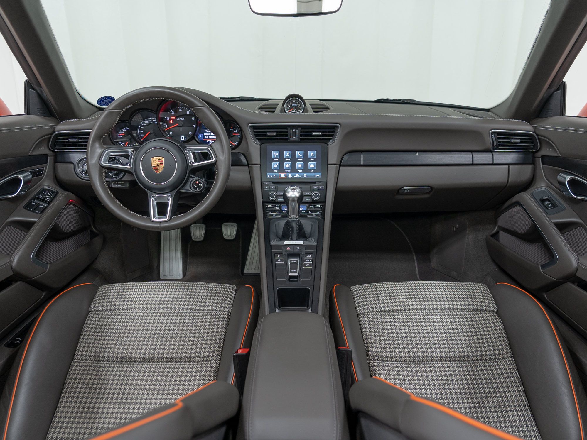 Certified 2018 Porsche 911 Targa 4 GTS AWD/4WD image 24