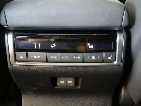 Certified 2026 Lexus GX 550 w/ Accessory Package (2T) AWD/4WD image 42