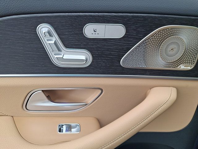 Used 2026 Mercedes-Benz GLS 450 4MATIC image 11