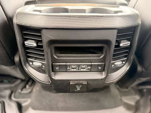 Used 2019 RAM 1500 Limited AWD/4WD image 23