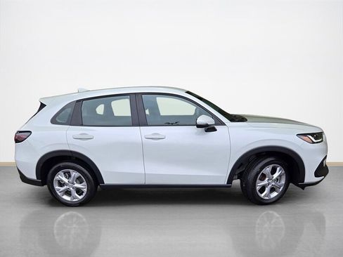 Used 2024 Honda HR-V LX image 2