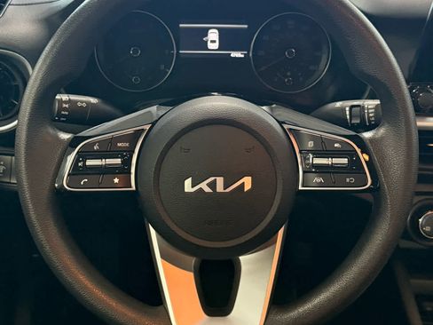 Used 2024 Kia Forte LXS image 17