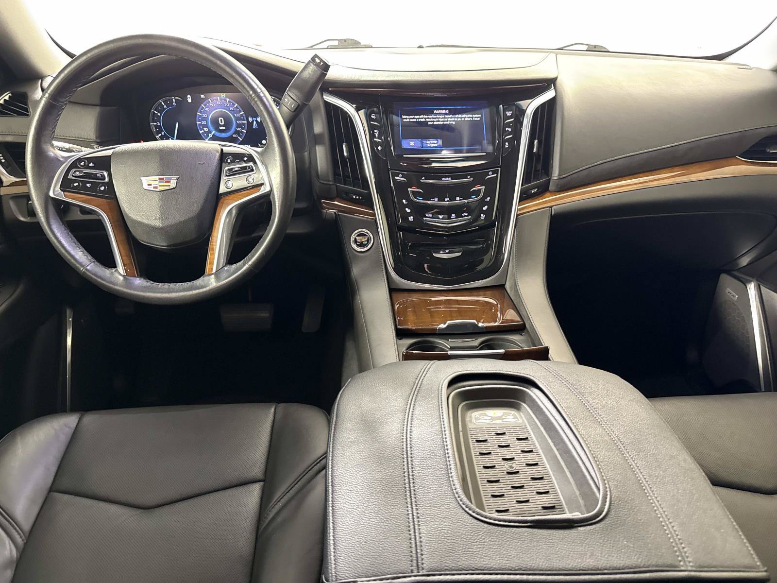 Used 2016 Cadillac Escalade 2WD image 15