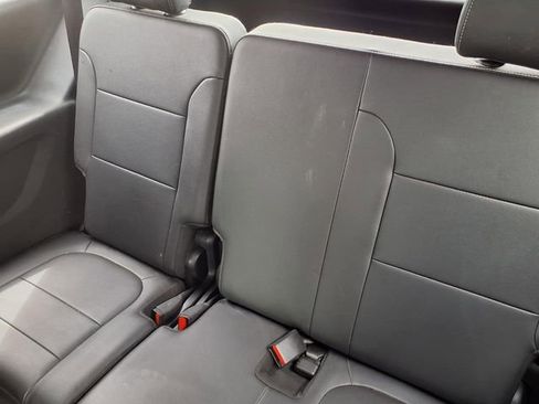 Used 2023 Chevrolet Traverse LT w/ LPO, Floor Liner Package image 8