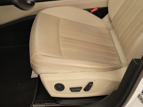 Certified 2024 Audi A6 Premium Plus w/ Premium Plus Package AWD/4WD image 24