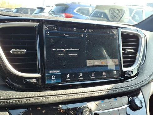 New 2026 Chrysler Pacifica Select FWD image 8