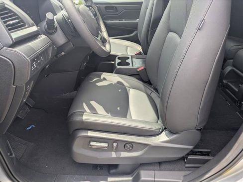 New 2026 Honda Odyssey EX-L image 4