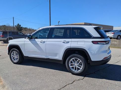 New 2026 Jeep Grand Cherokee Laredo X AWD/4WD image 5