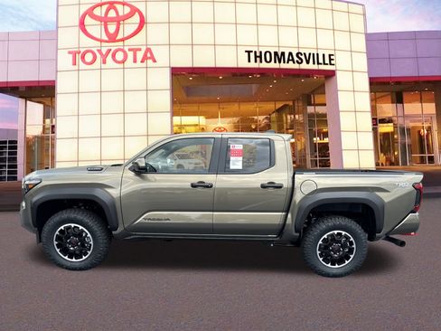 New 2025 Toyota Tacoma TRD Off-Road AWD/4WD image 8