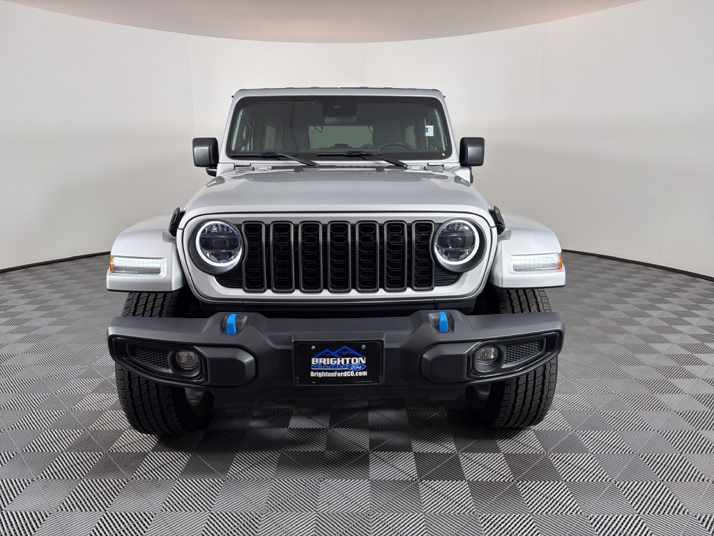 Used 2024 Jeep Wrangler Unlimited w/ Convenience Group AWD/4WD image 8