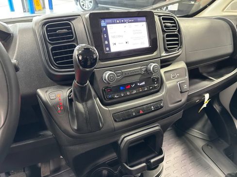 Used 2026 RAM ProMaster 2500 w/ Convenience Group FWD image 16