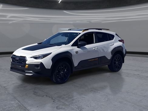 New 2026 Subaru Crosstrek 2.5i Wilderness w/ Crosstrek Mirror Package AWD/4WD image 3