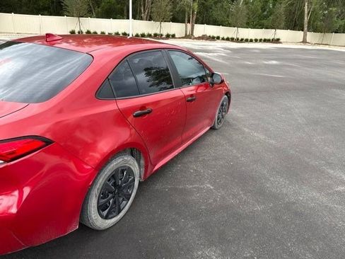 Used 2020 Toyota Corolla LE FWD image 6