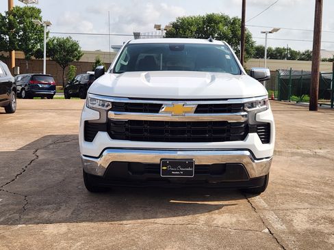 Certified 2025 Chevrolet Silverado 1500 LT RWD image 3