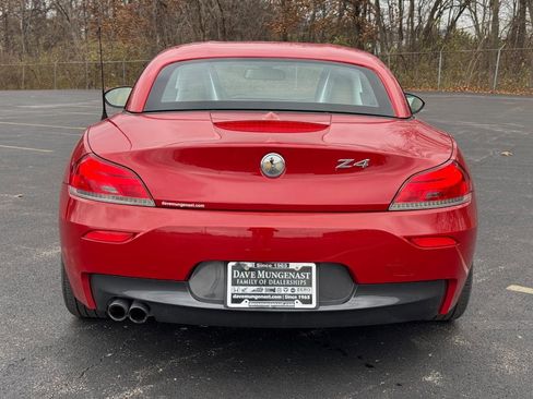Used 2011 BMW Z4 sDrive30i image 5