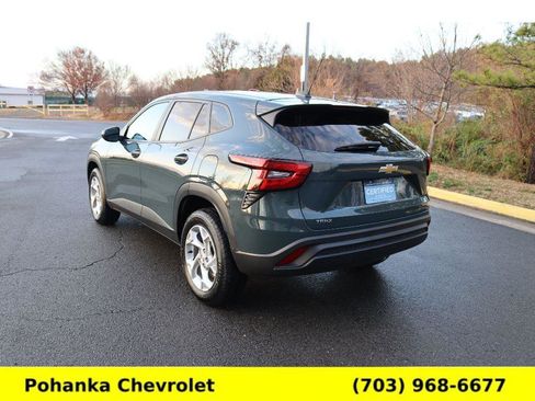 Certified 2025 Chevrolet Trax LS w/ LS Convenience Package image 5