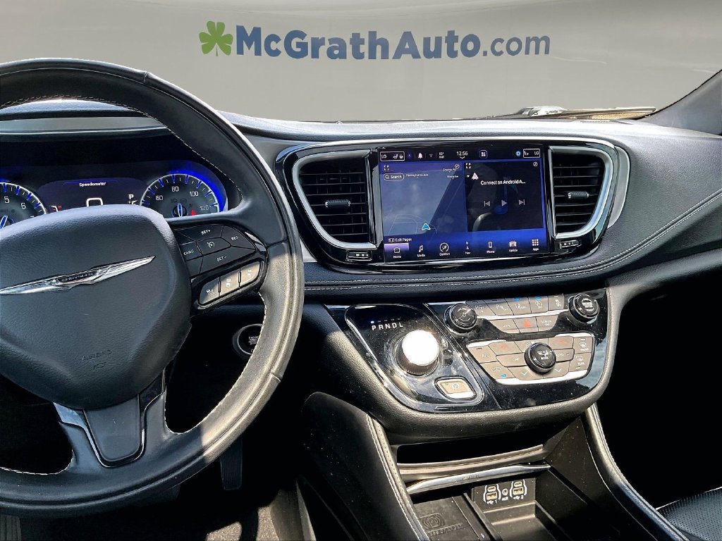 Used 2022 Chrysler Pacifica Limited w/ S Appearance Package FWD image 11