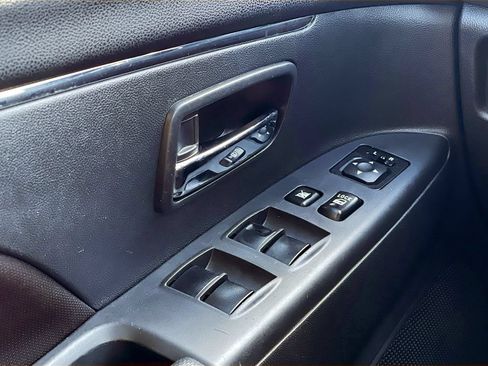 Used 2025 Mitsubishi Outlander Sport AWD image 23