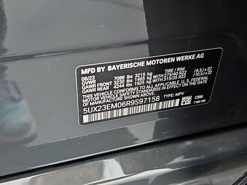 Used 2024 BMW X7 xDrive40i w/ M Sport Package image 40