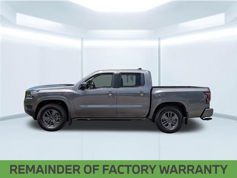 Certified 2025 Nissan Frontier SV RWD image 2