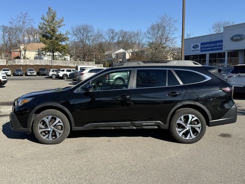 Used 2022 Subaru Outback Limited image 8