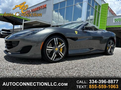 Used 2020 Ferrari Portofino RWD image 1