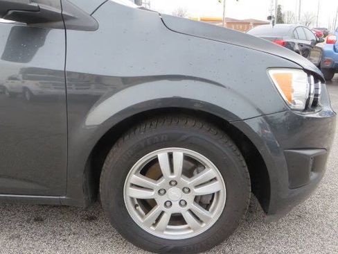 Used 2016 Chevrolet Sonic LT FWD image 21