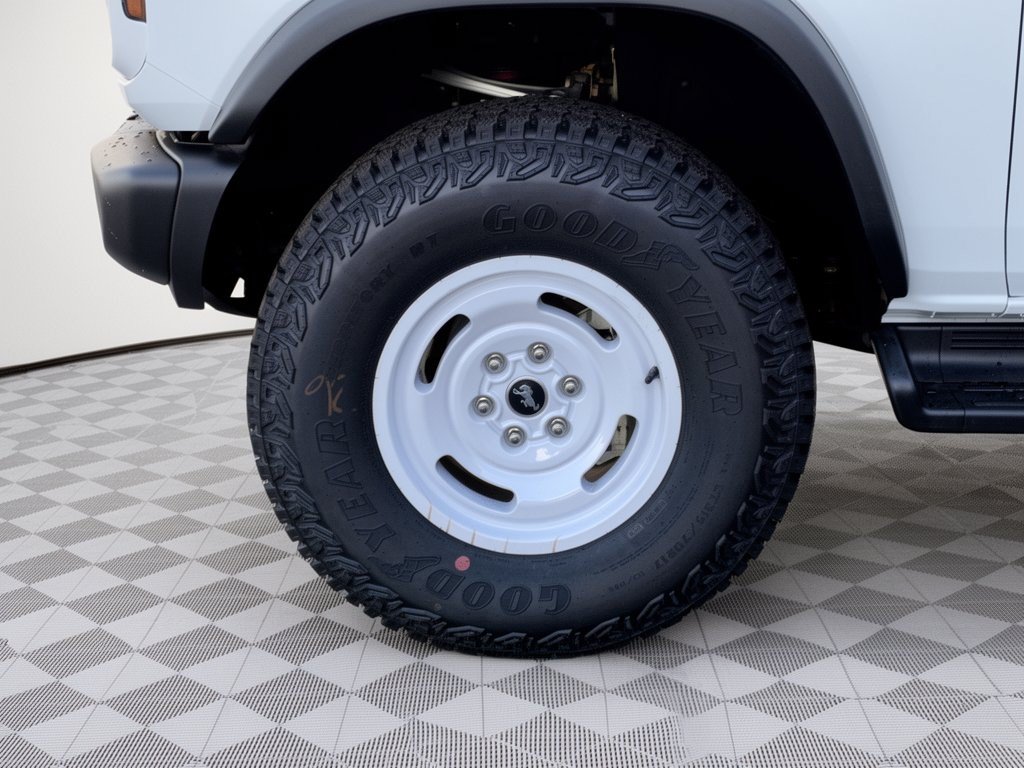 New 2026 Ford Bronco Heritage Edition AWD/4WD image 13