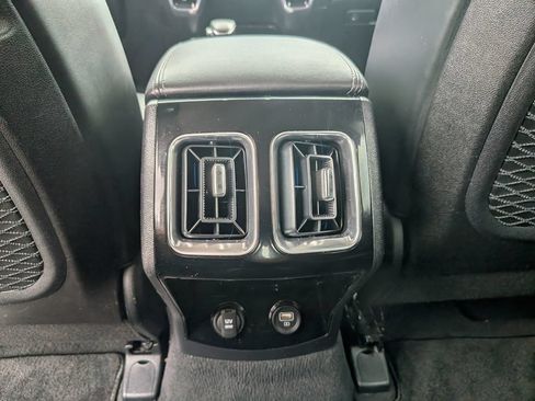 Used 2023 Kia Sorento SX FWD image 37