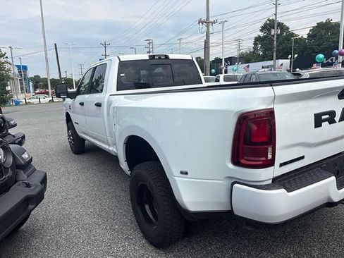 New 2026 RAM 3500 Big Horn AWD/4WD image 21